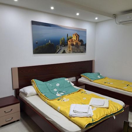 Apartment Delfina Ohrid Buitenkant foto